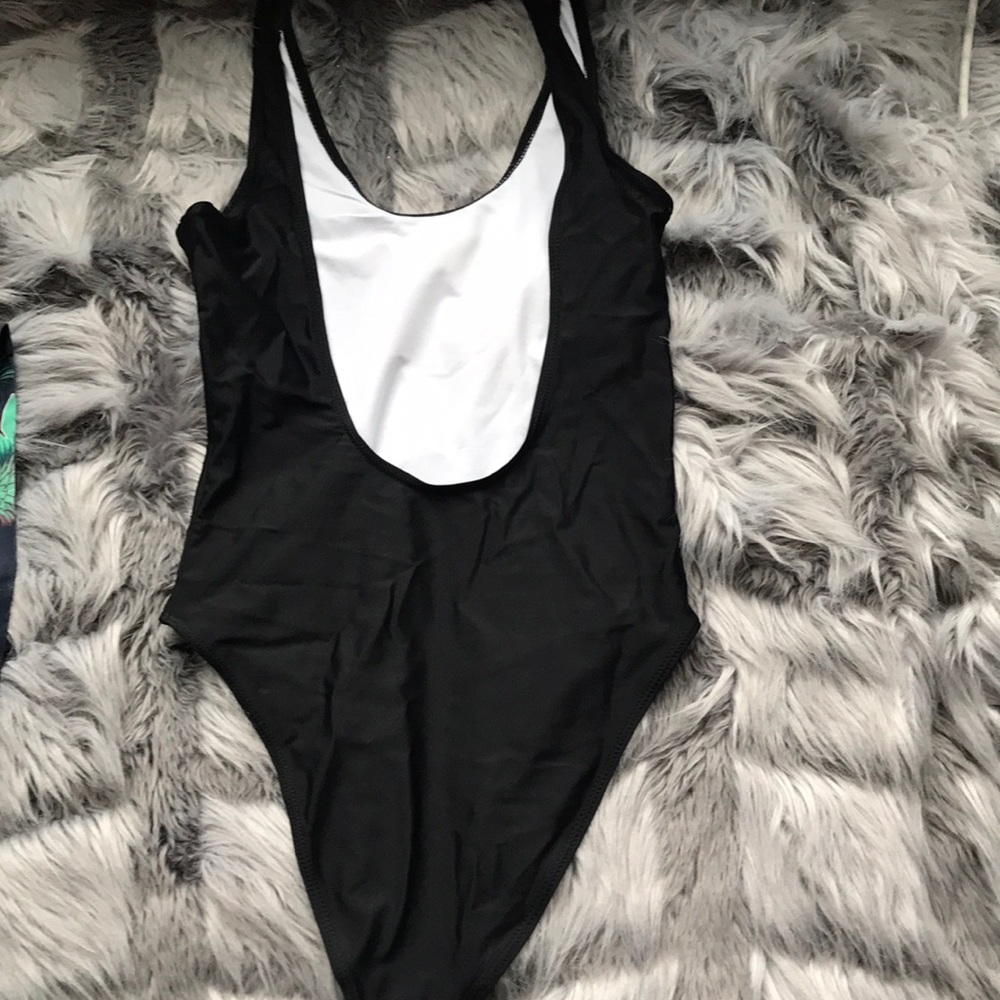 Melanin Swimsuit NEW - Picture 3 of 3